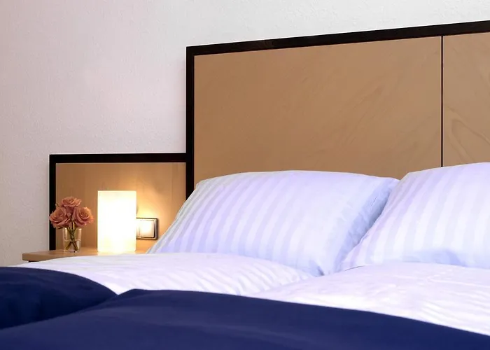 Residenz Am Dom Boardinghouse 4* Кёльн