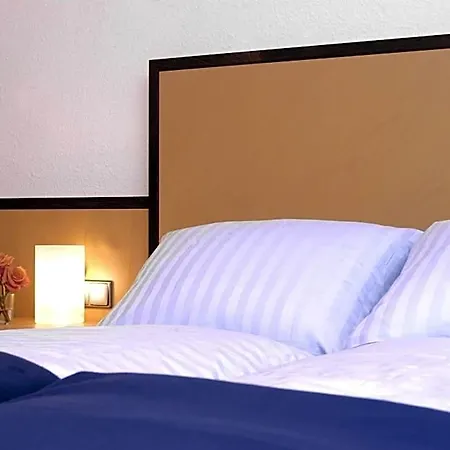 Residenz Am Dom Boardinghouse 4* Kolín nad Rýnem